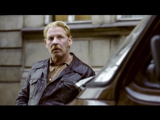 Под одним небом / Der gleiche Himmel / S01E02 из 03 / на русском