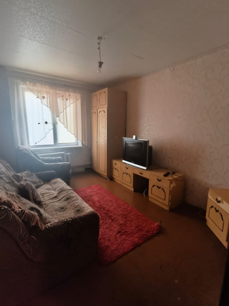 🗝️Продаётся 2-х комнатная квартира🗝️
Расположение : г. Кировск, м-н 60 лет Октября. д.19
Цена 1.9 млн., возможна продажа за счёт средств материнског...